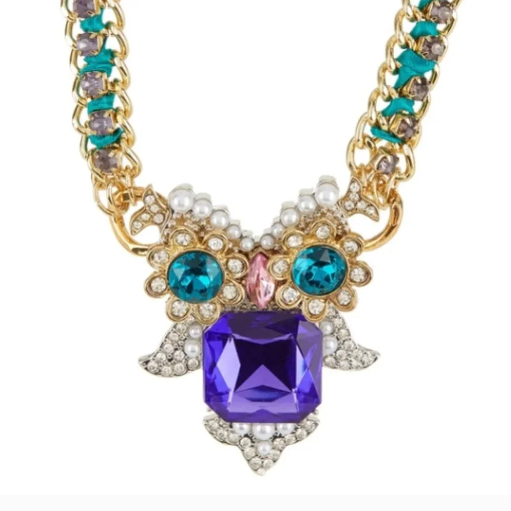 Betsey Johnson OWL STATEMENT NECKLACE - Picture 4 of 5